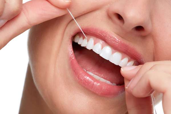 Cleaning Tips From a General Dentist from Bluebonnet Dental in Houston, TX